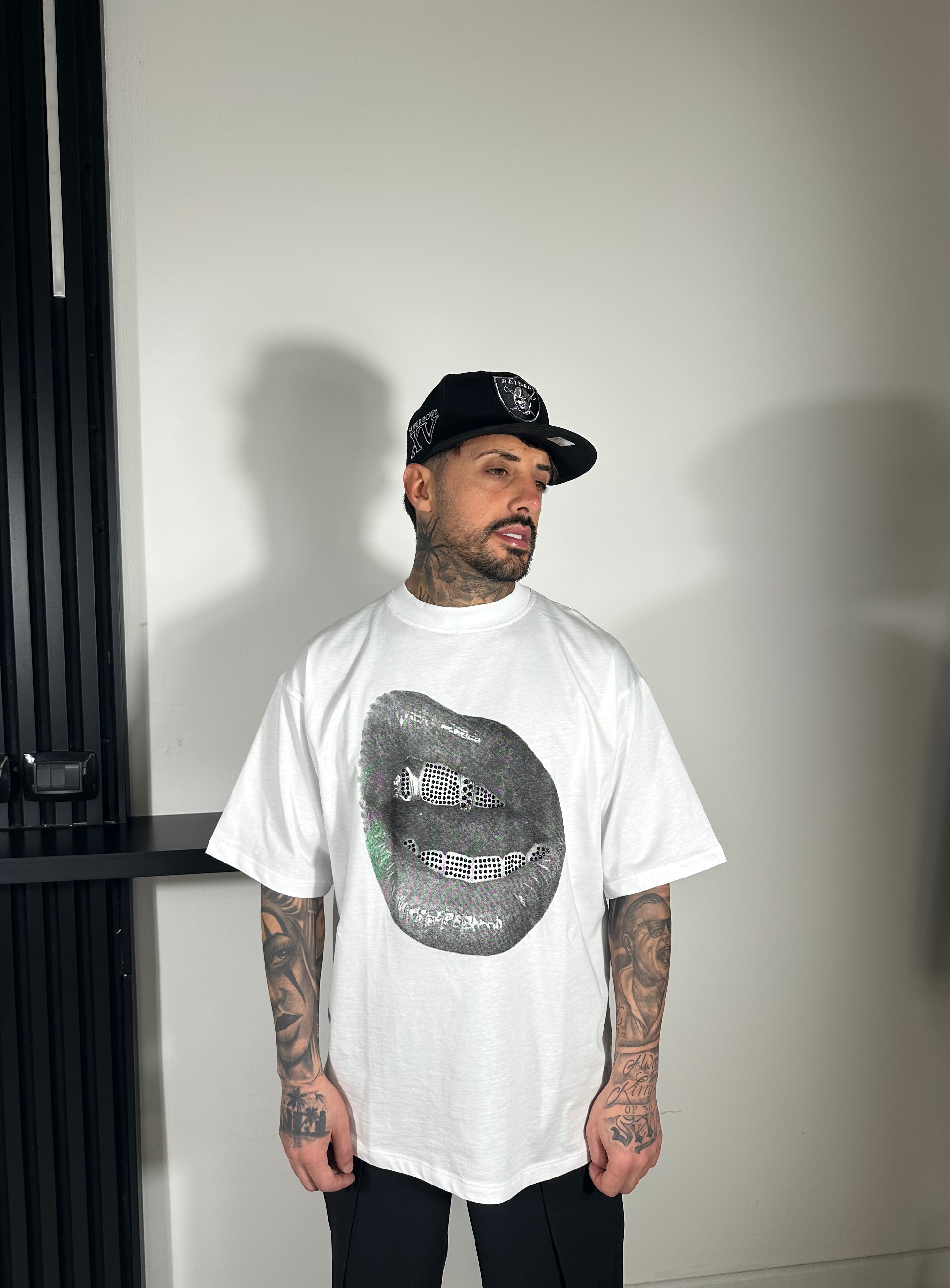 T-SHIRT LIPS