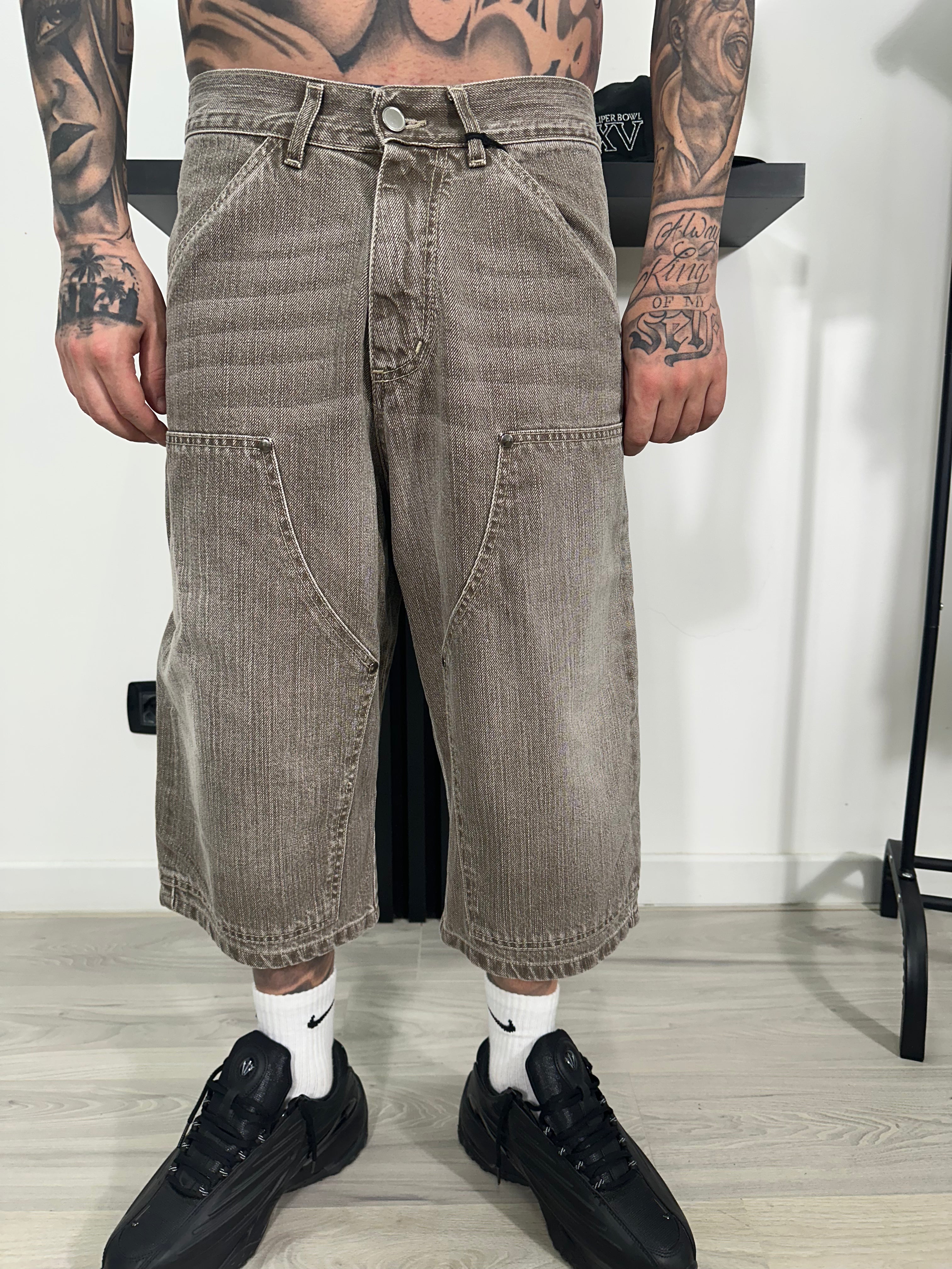 SHORT EASY